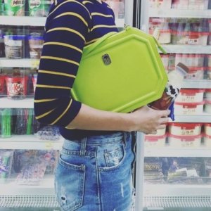 pochette verte cuir