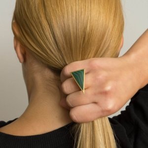 bague or jaune malachite