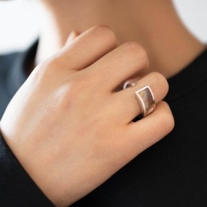 bague femme originale créateur Kimsu