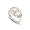 bague perle moderne