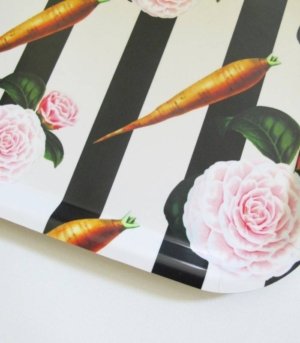 Plateau carottes & roses en bouleau