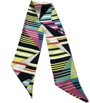 Foulard en twill de soie ABSTRACT