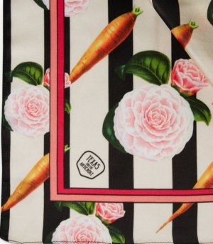 Foulard en soie Carottes & Roses sans cadre