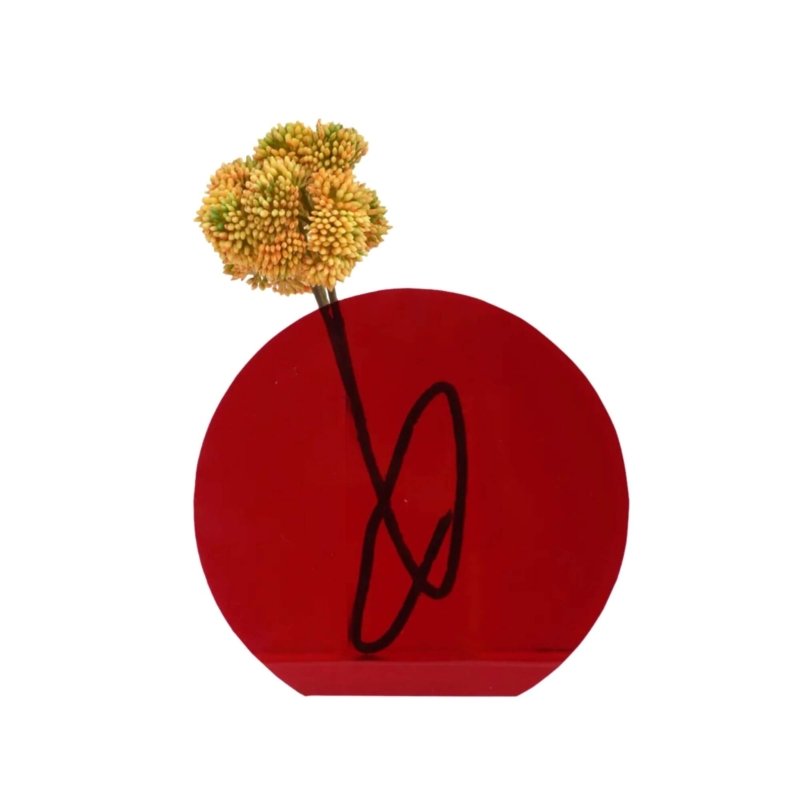 vase rouge transparent